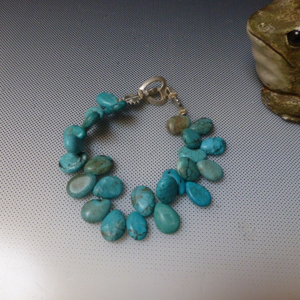 Lollipop turquoise  bracelet heart closer 7.5 in